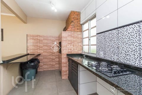 Image 37 - 232930